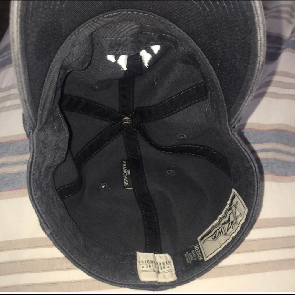 Yankees hat size medium - Picture 4 of 4